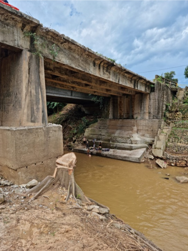 corte con disco y hilo diamantado